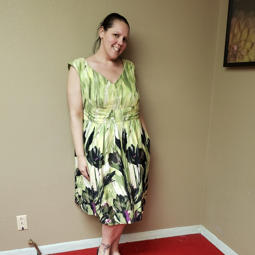 Green  Sleeveless Dress with a bold floral print